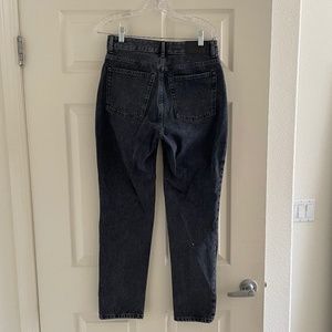 Black Everlane curvy cheeky 90’s jeans 27